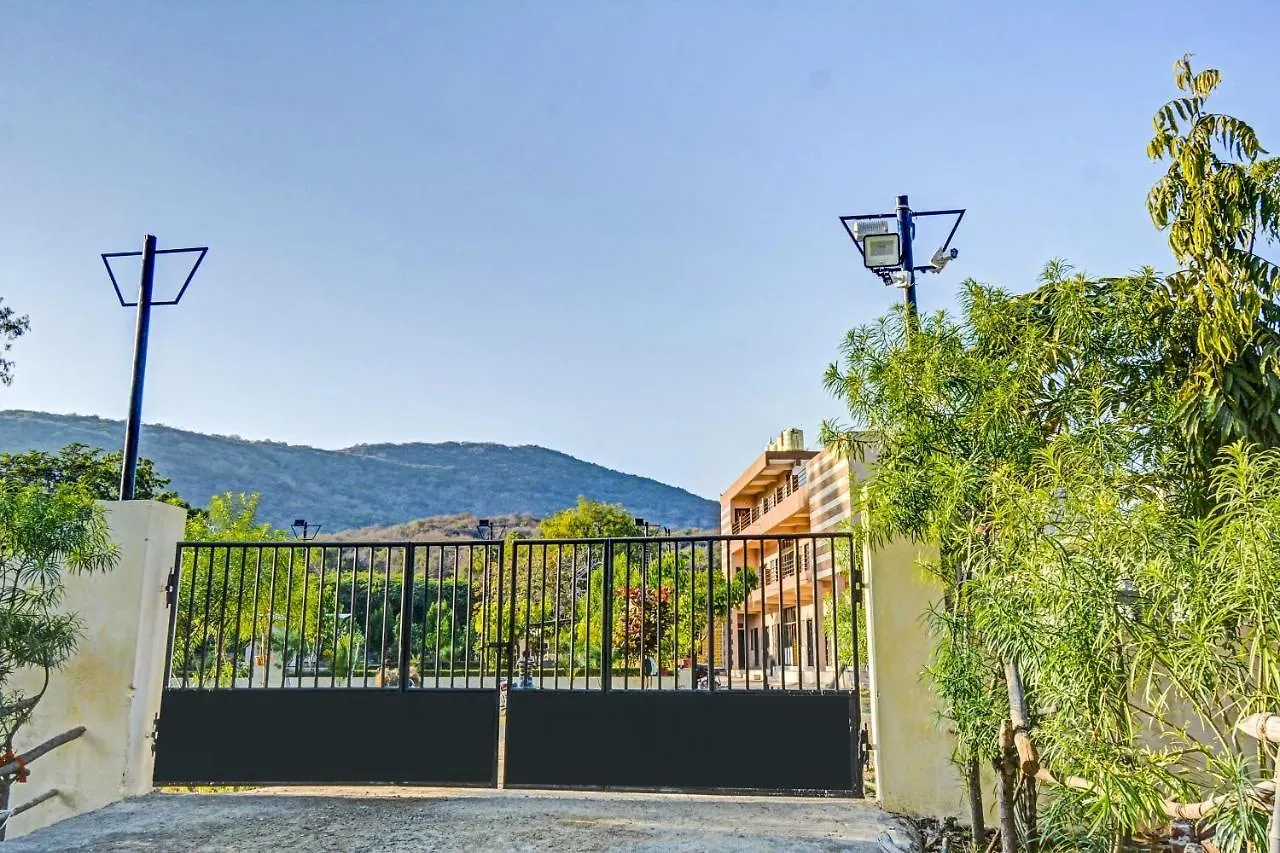 Hotel Collection O 85019 Mountain View Resort